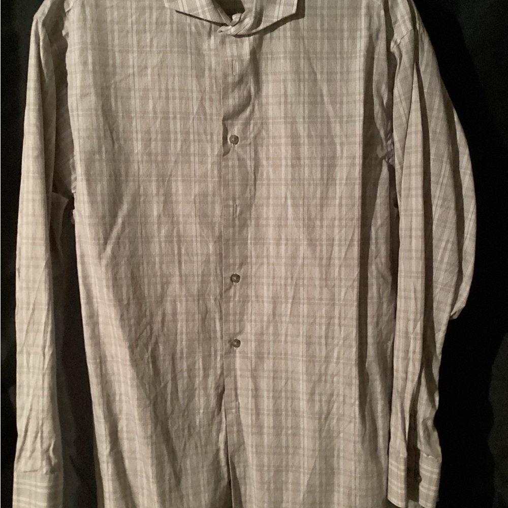Men’s Calvin Klein size Large Plaid Button-Up Shirt
